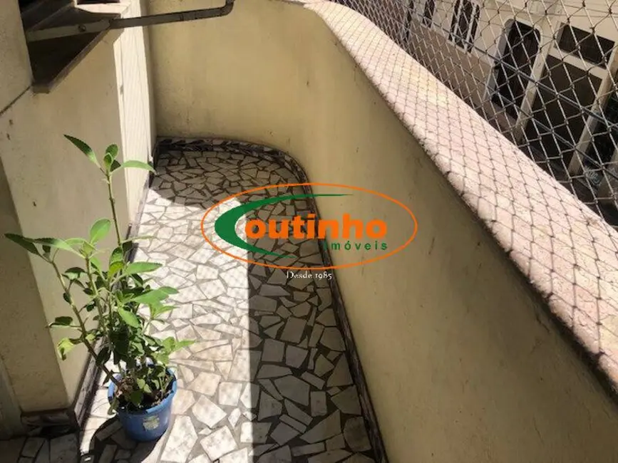 Foto 2 de Apartamento com 2 quartos à venda, 58m2 em Tijuca, Rio De Janeiro - RJ