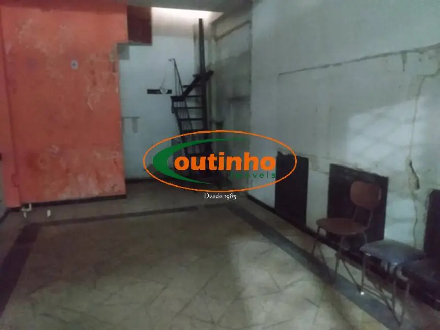Sala Comercial à venda, 35m2 em Tijuca, Rio De Janeiro - RJ - imagem 6 Foto 6 de Sala Comercial à venda, 35m2 em Tijuca, Rio De Janeiro - RJ