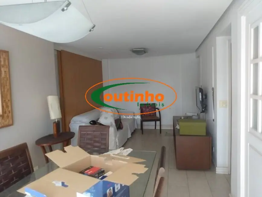 Foto 2 de Apartamento com 3 quartos à venda, 92m2 em Tijuca, Rio De Janeiro - RJ