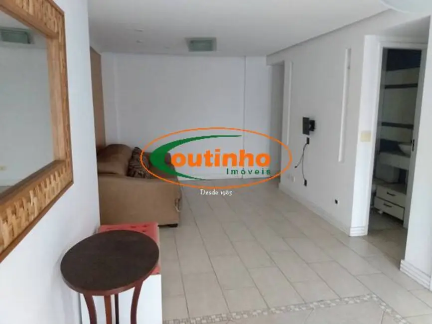 Apartamento com 3 quartos à venda, 92m2 em Tijuca, Rio De Janeiro - RJ - imagem 3 Foto 3 de Apartamento com 3 quartos à venda, 92m2 em Tijuca, Rio De Janeiro - RJ