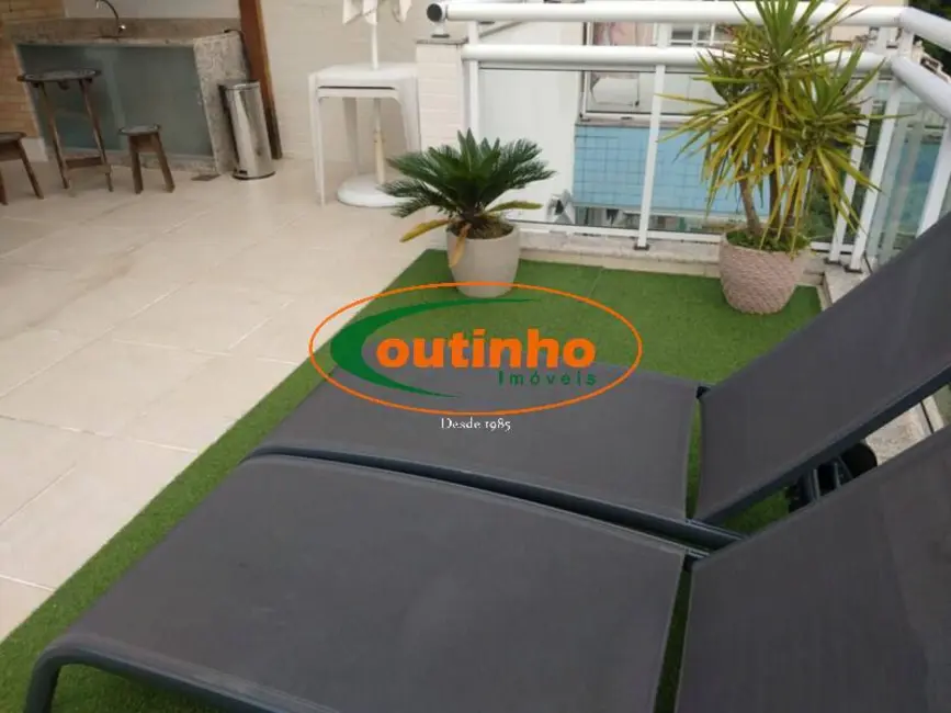 Cobertura com 2 quartos à venda, 135m2 em Tijuca, Rio De Janeiro - RJ - imagem 7 Foto 7 de Cobertura com 2 quartos à venda, 135m2 em Tijuca, Rio De Janeiro - RJ