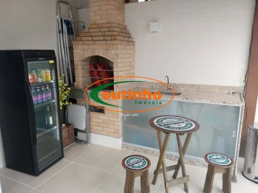 Cobertura com 2 quartos à venda, 135m2 em Tijuca, Rio De Janeiro - RJ - imagem 3 Foto 3 de Cobertura com 2 quartos à venda, 135m2 em Tijuca, Rio De Janeiro - RJ