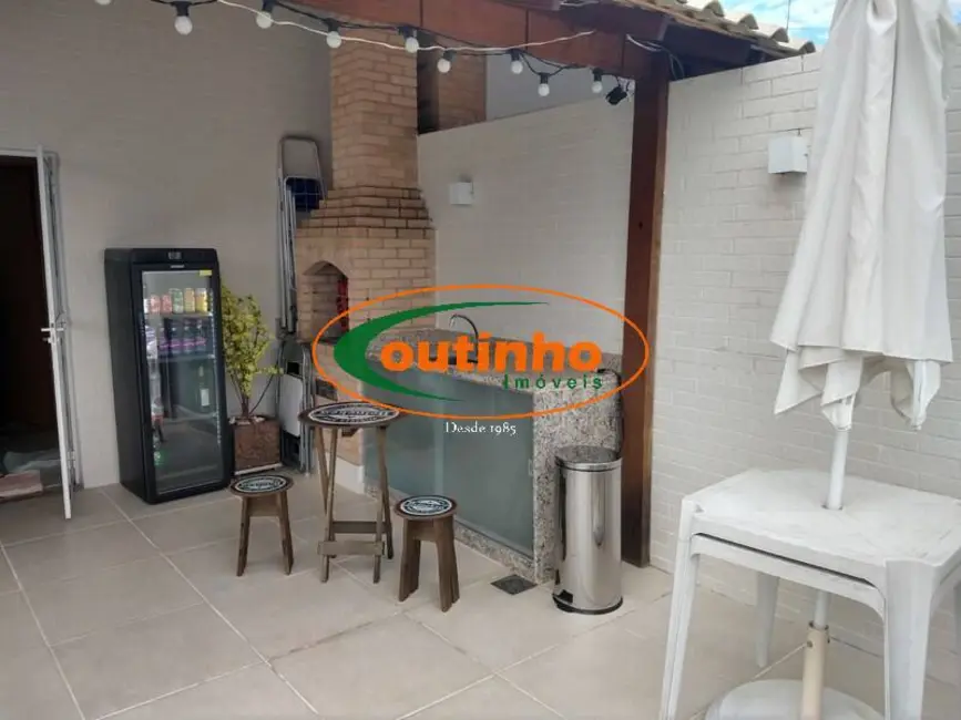 Cobertura com 2 quartos à venda, 135m2 em Tijuca, Rio De Janeiro - RJ - imagem 4 Foto 4 de Cobertura com 2 quartos à venda, 135m2 em Tijuca, Rio De Janeiro - RJ