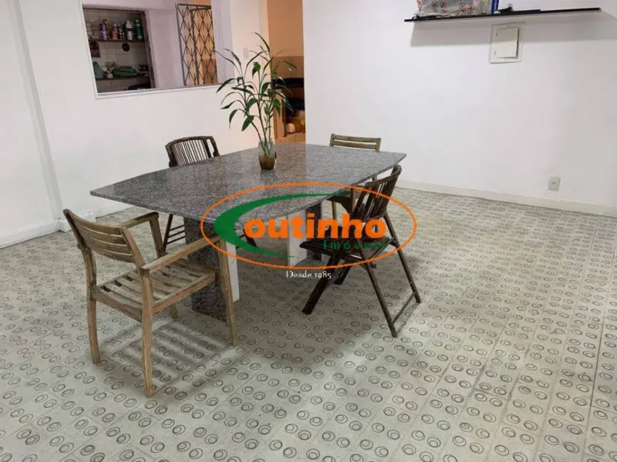 Casa com 5 quartos à venda, 200m2 em Tijuca, Rio De Janeiro - RJ - imagem 4 Foto 4 de Casa com 5 quartos à venda, 200m2 em Tijuca, Rio De Janeiro - RJ