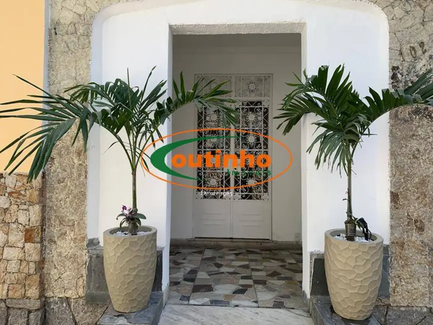 Foto 1 de Casa com 5 quartos à venda, 200m2 em Tijuca, Rio De Janeiro - RJ