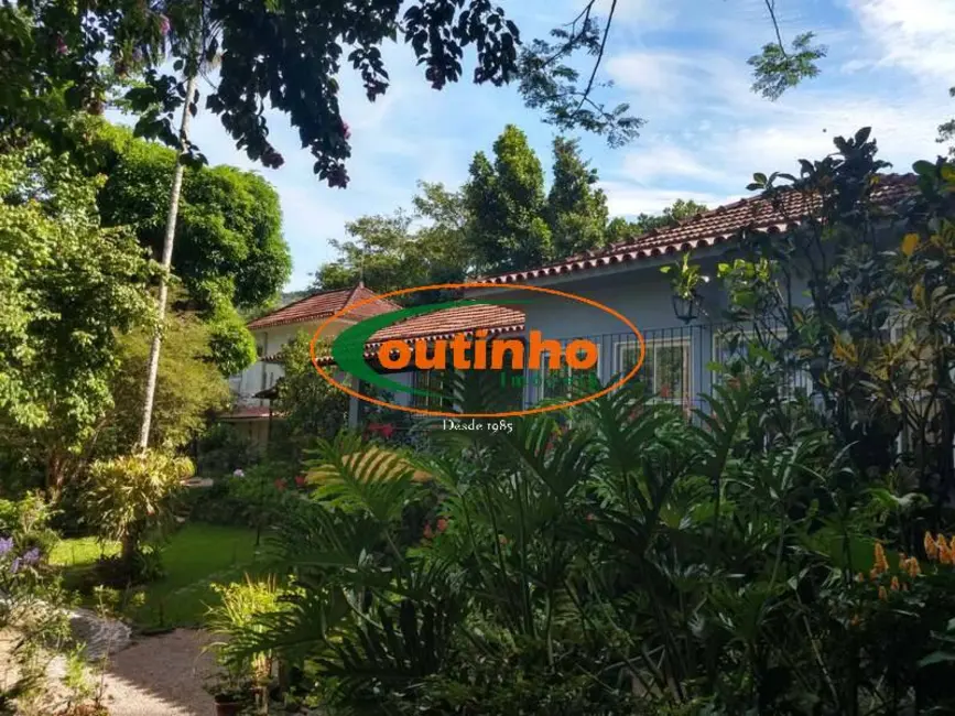 Foto 2 de Casa com 6 quartos à venda, 378m2 em Alto da Boa Vista, Rio De Janeiro - RJ