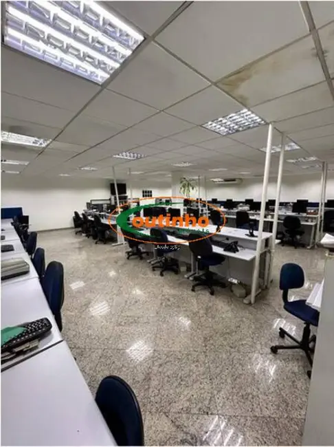 Sala Comercial à venda, 710m2 em Maracanã, Rio De Janeiro - RJ - imagem 8 Foto 8 de Sala Comercial à venda, 710m2 em Maracanã, Rio De Janeiro - RJ