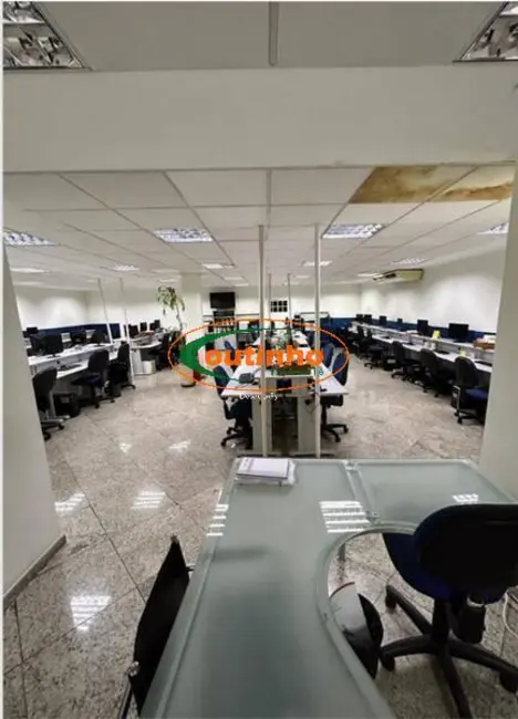Sala Comercial à venda, 710m2 em Maracanã, Rio De Janeiro - RJ - imagem 3 Foto 3 de Sala Comercial à venda, 710m2 em Maracanã, Rio De Janeiro - RJ