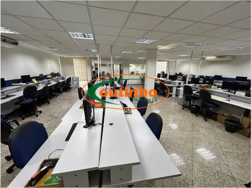 Sala Comercial à venda, 710m2 em Maracanã, Rio De Janeiro - RJ - imagem 1 Foto 1 de Sala Comercial à venda, 710m2 em Maracanã, Rio De Janeiro - RJ