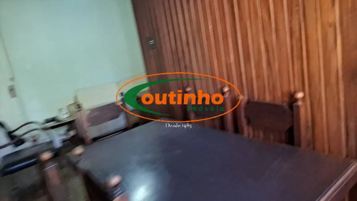 Apartamento com 2 quartos à venda, 70m2 em Tijuca, Rio De Janeiro - RJ - imagem 5 Foto 5 de Apartamento com 2 quartos à venda, 70m2 em Tijuca, Rio De Janeiro - RJ