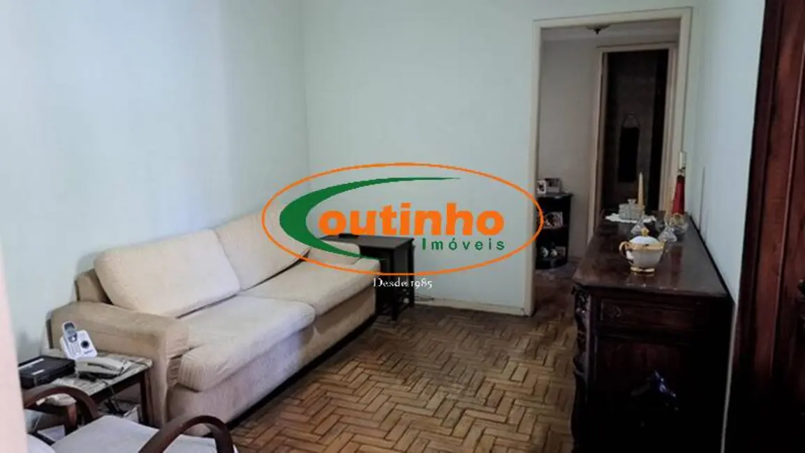 Apartamento com 2 quartos à venda, 70m2 em Tijuca, Rio De Janeiro - RJ - imagem 4 Foto 4 de Apartamento com 2 quartos à venda, 70m2 em Tijuca, Rio De Janeiro - RJ