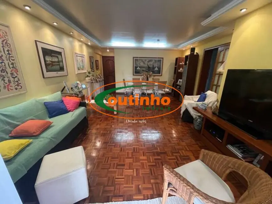 Apartamento com 3 quartos à venda, 155m2 em Maracanã, Rio De Janeiro - RJ - imagem 4 Foto 4 de Apartamento com 3 quartos à venda, 155m2 em Maracanã, Rio De Janeiro - RJ
