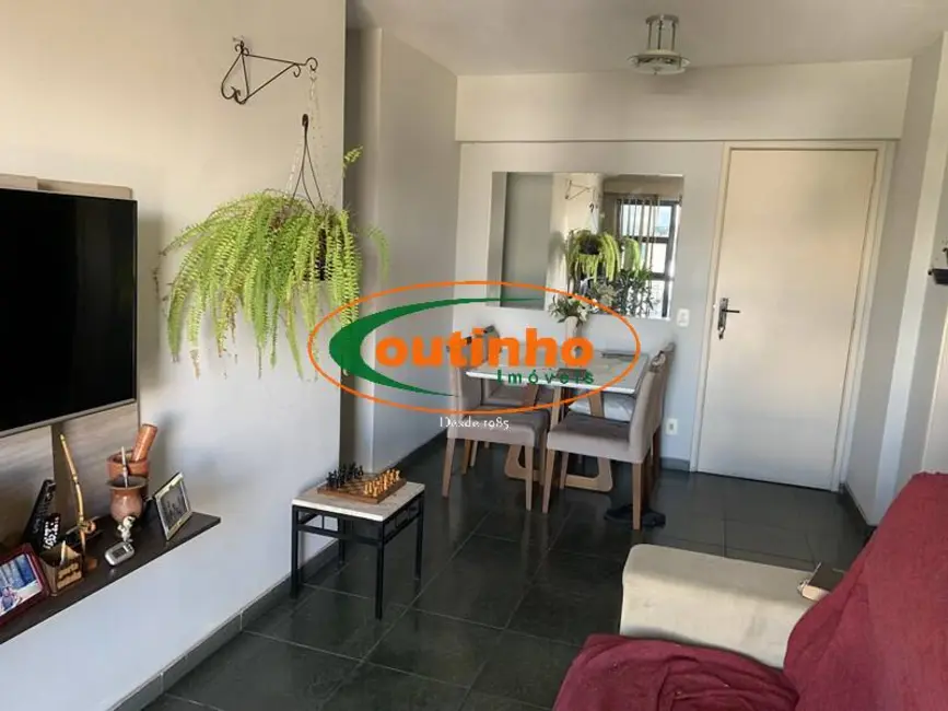 Apartamento com 2 quartos à venda, 68m2 em Praça da Bandeira, Rio De Janeiro - RJ - imagem 3 Foto 3 de Apartamento com 2 quartos à venda, 68m2 em Praça da Bandeira, Rio De Janeiro - RJ