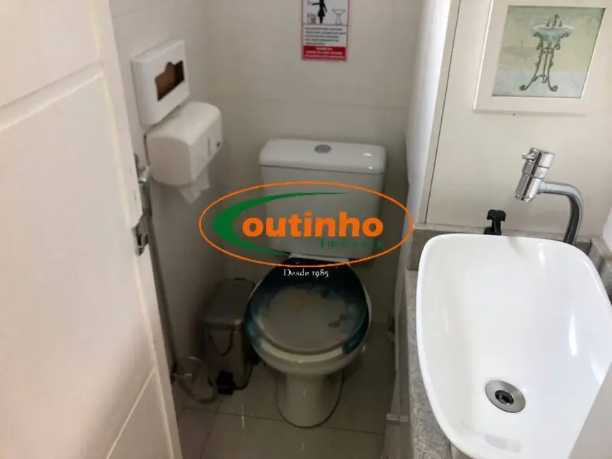 Sala Comercial à venda, 26m2 em Tijuca, Rio De Janeiro - RJ - imagem 8 Foto 8 de Sala Comercial à venda, 26m2 em Tijuca, Rio De Janeiro - RJ