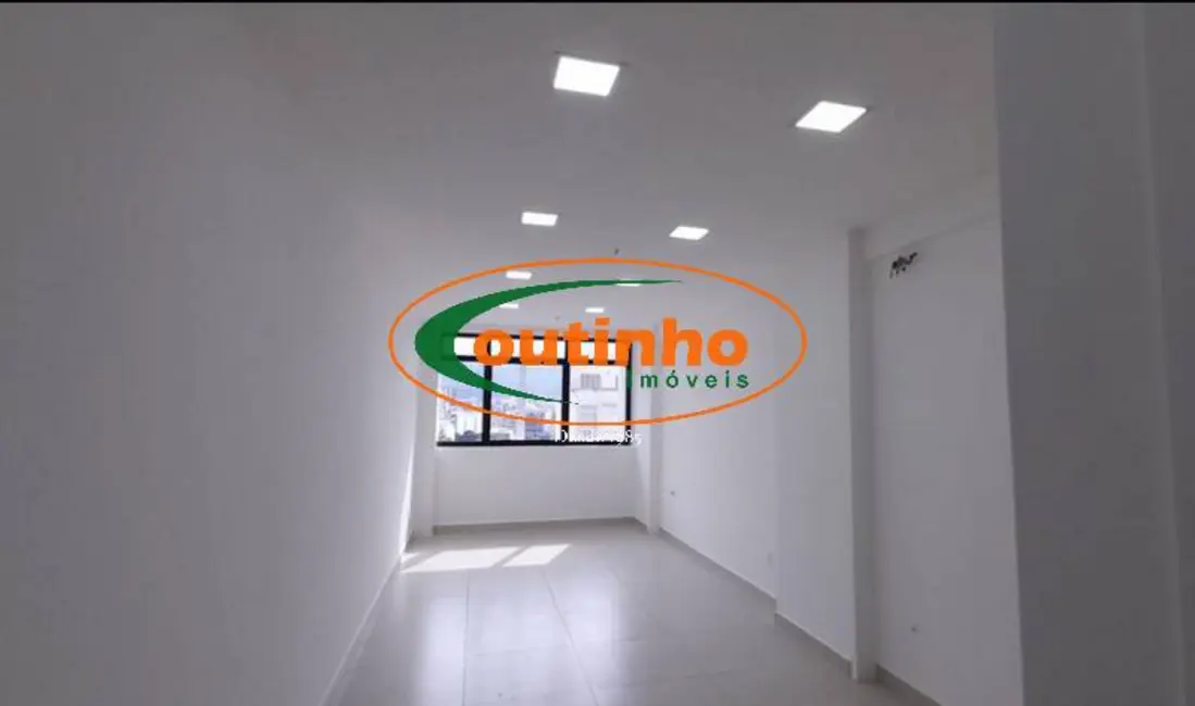 Sala Comercial à venda, 25m2 em Tijuca, Rio De Janeiro - RJ - imagem 2 Foto 2 de Sala Comercial à venda, 25m2 em Tijuca, Rio De Janeiro - RJ
