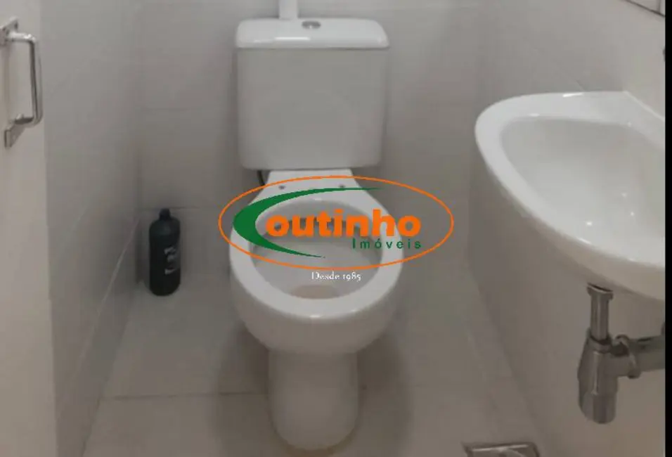 Sala Comercial à venda, 25m2 em Tijuca, Rio De Janeiro - RJ - imagem 8 Foto 8 de Sala Comercial à venda, 25m2 em Tijuca, Rio De Janeiro - RJ