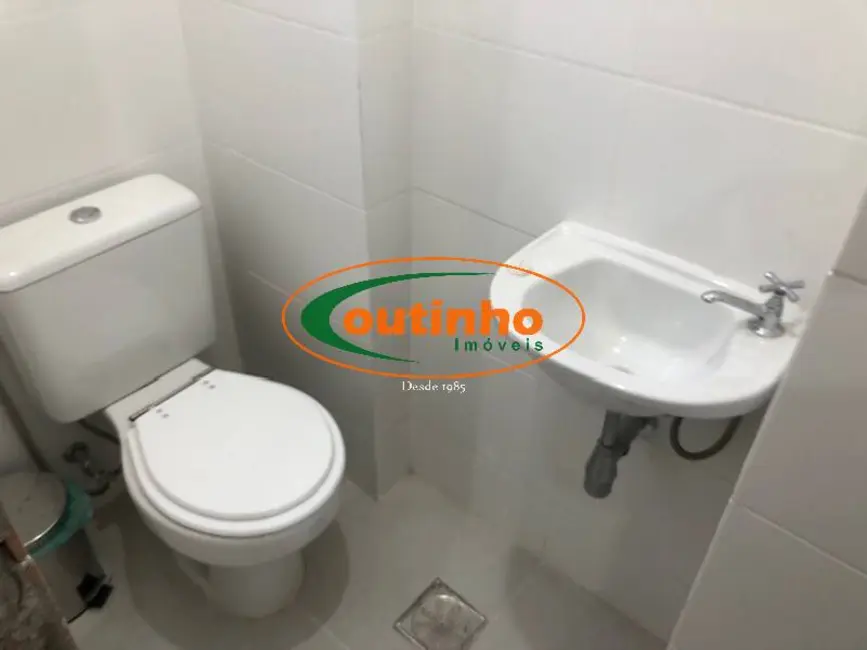 Sala Comercial à venda, 25m2 em Tijuca, Rio De Janeiro - RJ - imagem 8 Foto 8 de Sala Comercial à venda, 25m2 em Tijuca, Rio De Janeiro - RJ