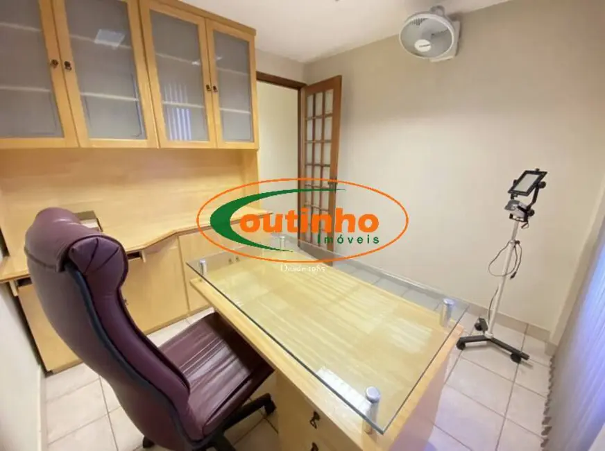 Foto 2 de Sala Comercial à venda, 32m2 em Vila Isabel, Rio De Janeiro - RJ