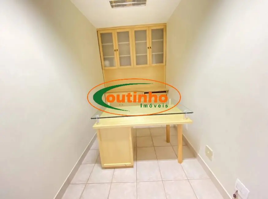 Sala Comercial à venda, 32m2 em Vila Isabel, Rio De Janeiro - RJ - imagem 5 Foto 5 de Sala Comercial à venda, 32m2 em Vila Isabel, Rio De Janeiro - RJ