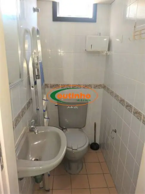 Sala Comercial à venda, 26m2 em Tijuca, Rio De Janeiro - RJ - imagem 4 Foto 4 de Sala Comercial à venda, 26m2 em Tijuca, Rio De Janeiro - RJ