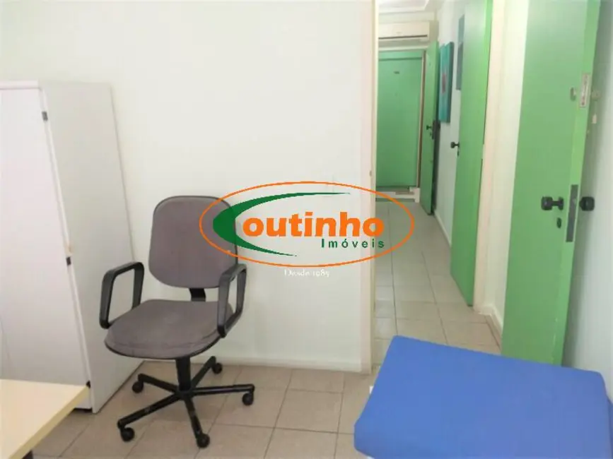 Sala Comercial à venda, 26m2 em Tijuca, Rio De Janeiro - RJ - imagem 8 Foto 8 de Sala Comercial à venda, 26m2 em Tijuca, Rio De Janeiro - RJ