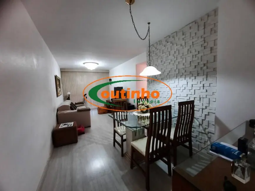 Foto 2 de Apartamento com 3 quartos à venda, 98m2 em Tijuca, Rio De Janeiro - RJ