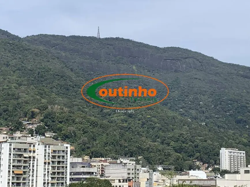Cobertura com 3 quartos à venda, 155m2 em Tijuca, Rio De Janeiro - RJ - imagem 4 Foto 4 de Cobertura com 3 quartos à venda, 155m2 em Tijuca, Rio De Janeiro - RJ
