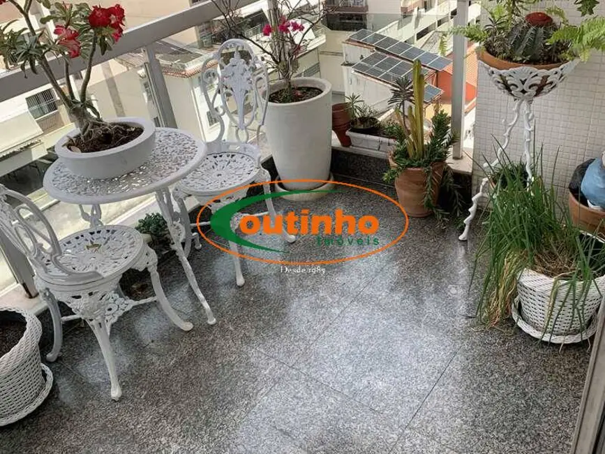 Cobertura com 3 quartos à venda, 155m2 em Tijuca, Rio De Janeiro - RJ - imagem 3 Foto 3 de Cobertura com 3 quartos à venda, 155m2 em Tijuca, Rio De Janeiro - RJ