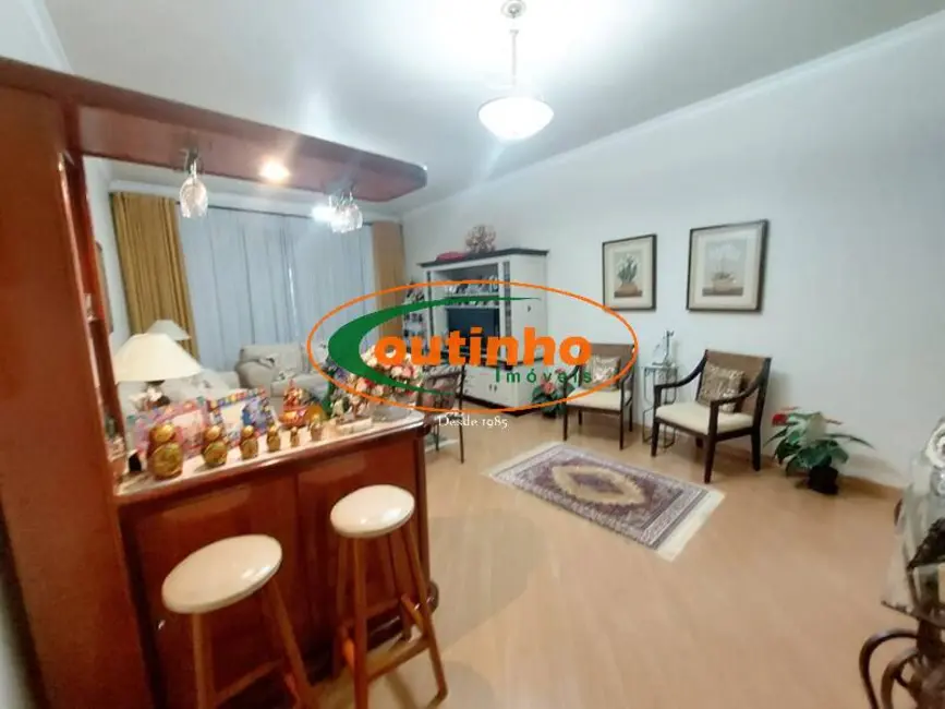Apartamento com 4 quartos à venda, 180m2 em Maracanã, Rio De Janeiro - RJ - imagem 4 Foto 4 de Apartamento com 4 quartos à venda, 180m2 em Maracanã, Rio De Janeiro - RJ