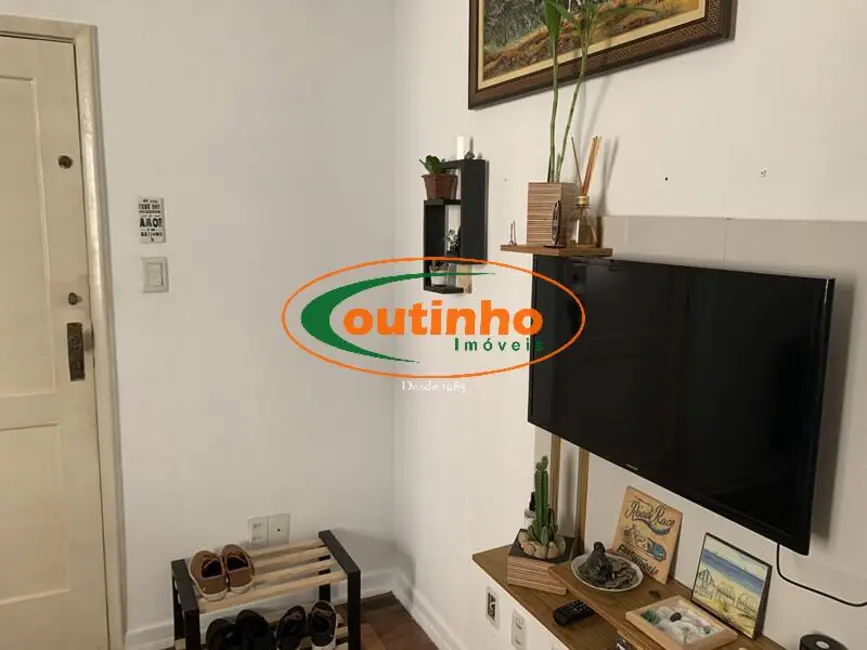 Foto 2 de Apartamento com 2 quartos à venda, 70m2 em Tijuca, Rio De Janeiro - RJ