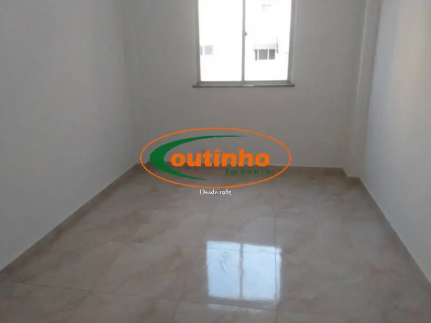 Apartamento com 2 quartos à venda, 74m2 em Vila Isabel, Rio De Janeiro - RJ - imagem 5 Foto 5 de Apartamento com 2 quartos à venda, 74m2 em Vila Isabel, Rio De Janeiro - RJ