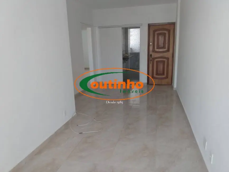 Apartamento com 2 quartos à venda, 74m2 em Vila Isabel, Rio De Janeiro - RJ - imagem 3 Foto 3 de Apartamento com 2 quartos à venda, 74m2 em Vila Isabel, Rio De Janeiro - RJ