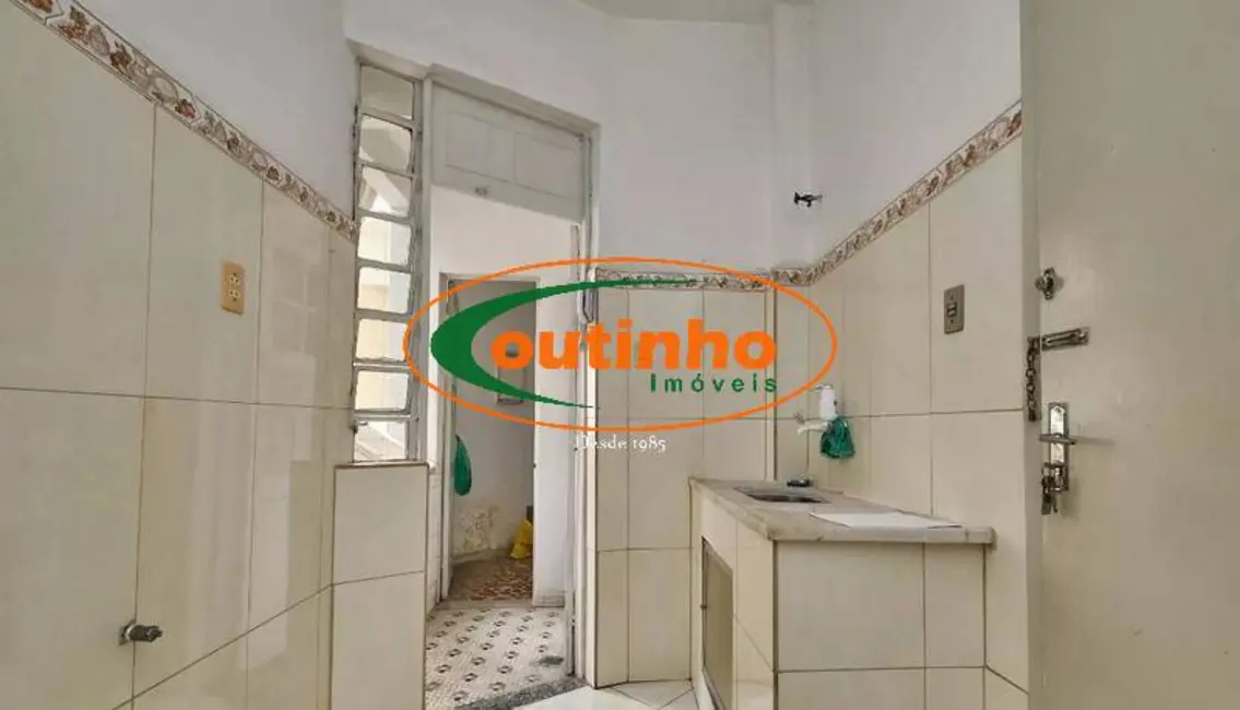 Apartamento com 2 quartos à venda, 80m2 em Tijuca, Rio De Janeiro - RJ - imagem 5 Foto 5 de Apartamento com 2 quartos à venda, 80m2 em Tijuca, Rio De Janeiro - RJ