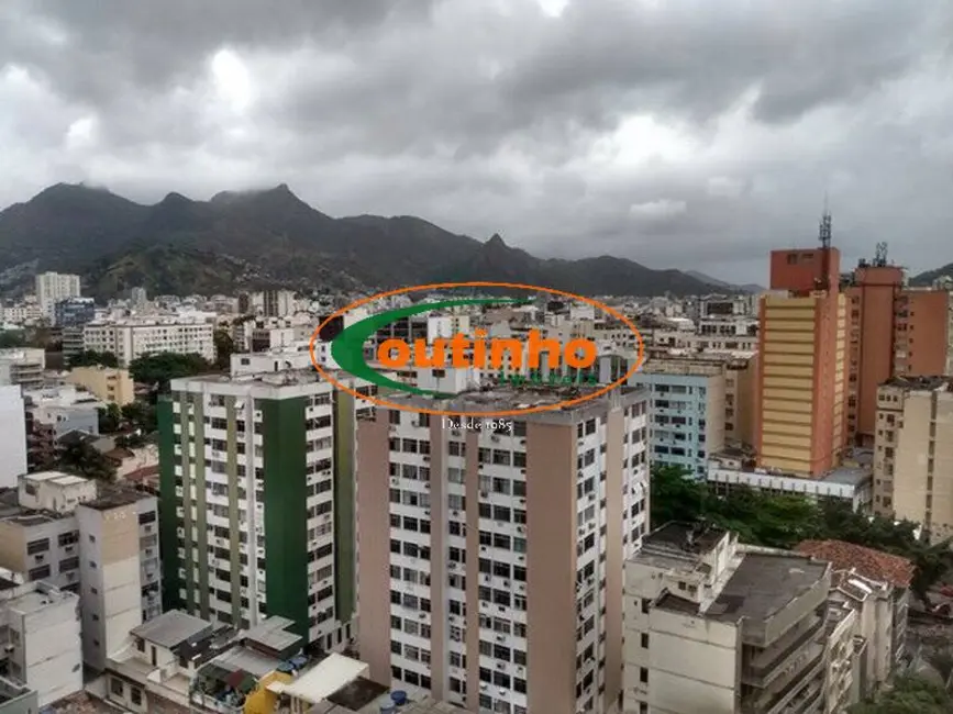 Foto 2 de Apartamento com 3 quartos à venda, 140m2 em Tijuca, Rio De Janeiro - RJ