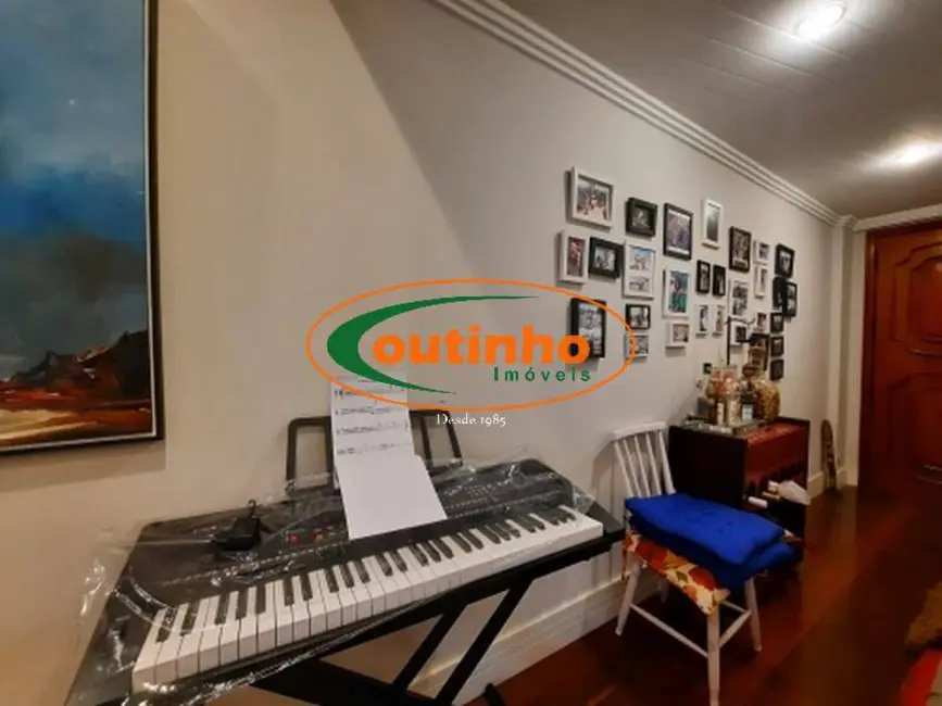 Foto 6 de Apartamento com 3 quartos à venda, 143m2 em Vila Isabel, Rio De Janeiro - RJ