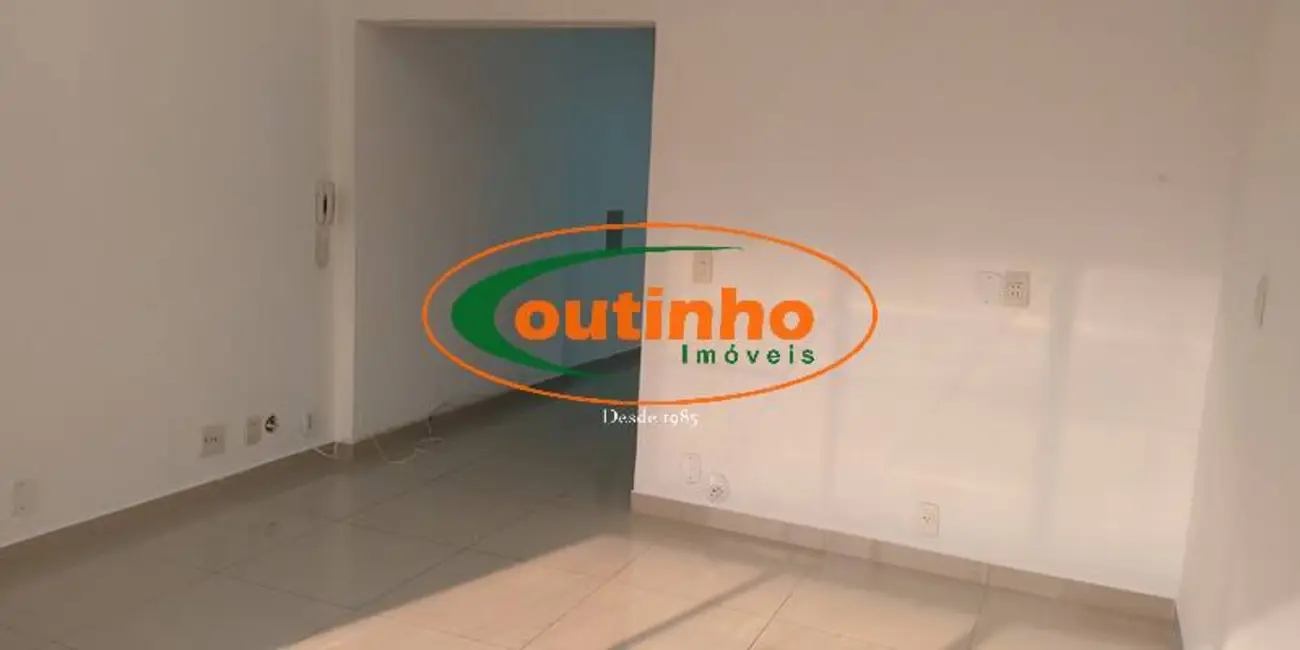 Foto 6 de Sala Comercial à venda, 29m2 em Vila Isabel, Rio De Janeiro - RJ
