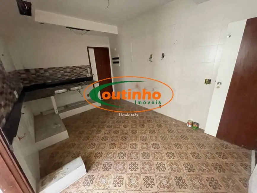 Apartamento com 4 quartos à venda, 125m2 em Tijuca, Rio De Janeiro - RJ - imagem 8 Foto 8 de Apartamento com 4 quartos à venda, 125m2 em Tijuca, Rio De Janeiro - RJ