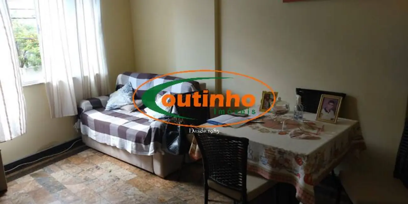 Apartamento com 3 quartos à venda, 94m2 em Tijuca, Rio De Janeiro - RJ - imagem 4 Foto 4 de Apartamento com 3 quartos à venda, 94m2 em Tijuca, Rio De Janeiro - RJ