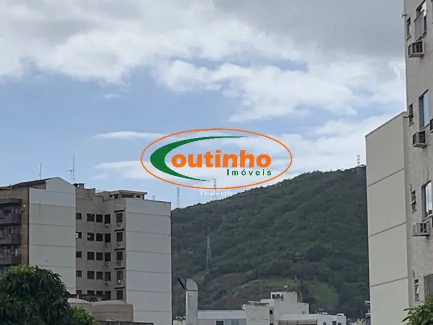 Apartamento com 2 quartos à venda, 77m2 em Maracanã, Rio De Janeiro - RJ - imagem 5 Foto 5 de Apartamento com 2 quartos à venda, 77m2 em Maracanã, Rio De Janeiro - RJ
