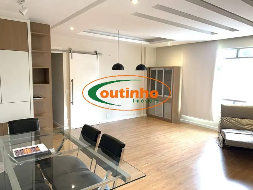 Apartamento com 2 quartos à venda, 77m2 em Maracanã, Rio De Janeiro - RJ - imagem 3 Foto 3 de Apartamento com 2 quartos à venda, 77m2 em Maracanã, Rio De Janeiro - RJ
