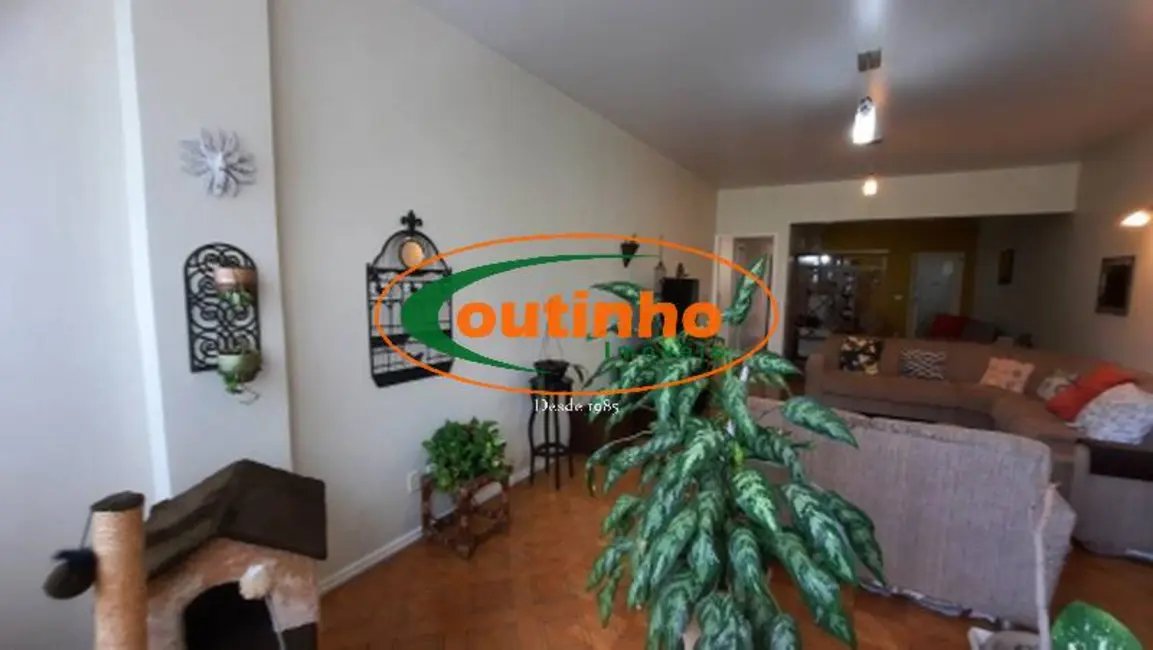 Foto 2 de Apartamento com 4 quartos à venda, 180m2 em Vila Isabel, Rio De Janeiro - RJ