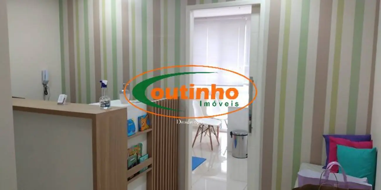 Sala Comercial à venda, 28m2 em Tijuca, Rio De Janeiro - RJ - imagem 3 Foto 3 de Sala Comercial à venda, 28m2 em Tijuca, Rio De Janeiro - RJ