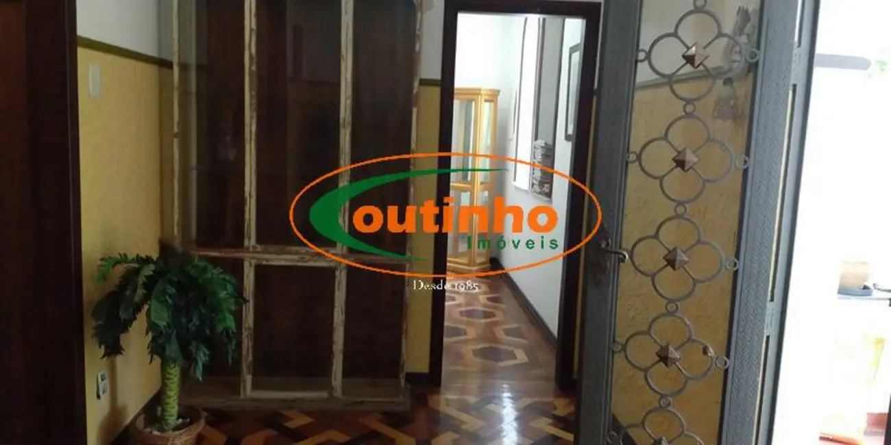 Foto 9 de Casa com 5 quartos à venda, 795m2 em Grajaú, Rio De Janeiro - RJ