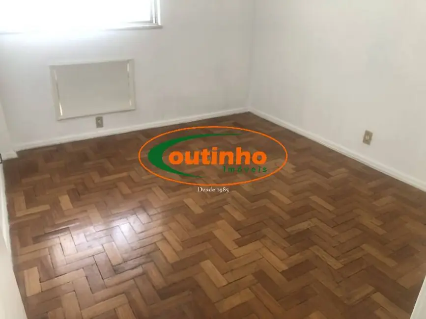 Foto 3 de Apartamento com 2 quartos à venda, 83m2 em Vila Isabel, Rio De Janeiro - RJ
