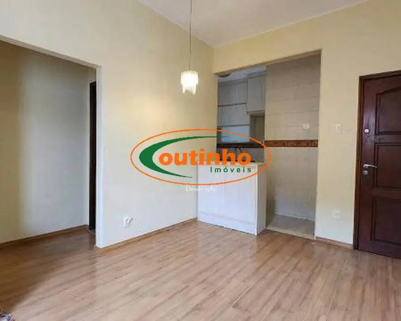 Foto 2 de Apartamento com 2 quartos à venda, 50m2 em Tijuca, Rio De Janeiro - RJ