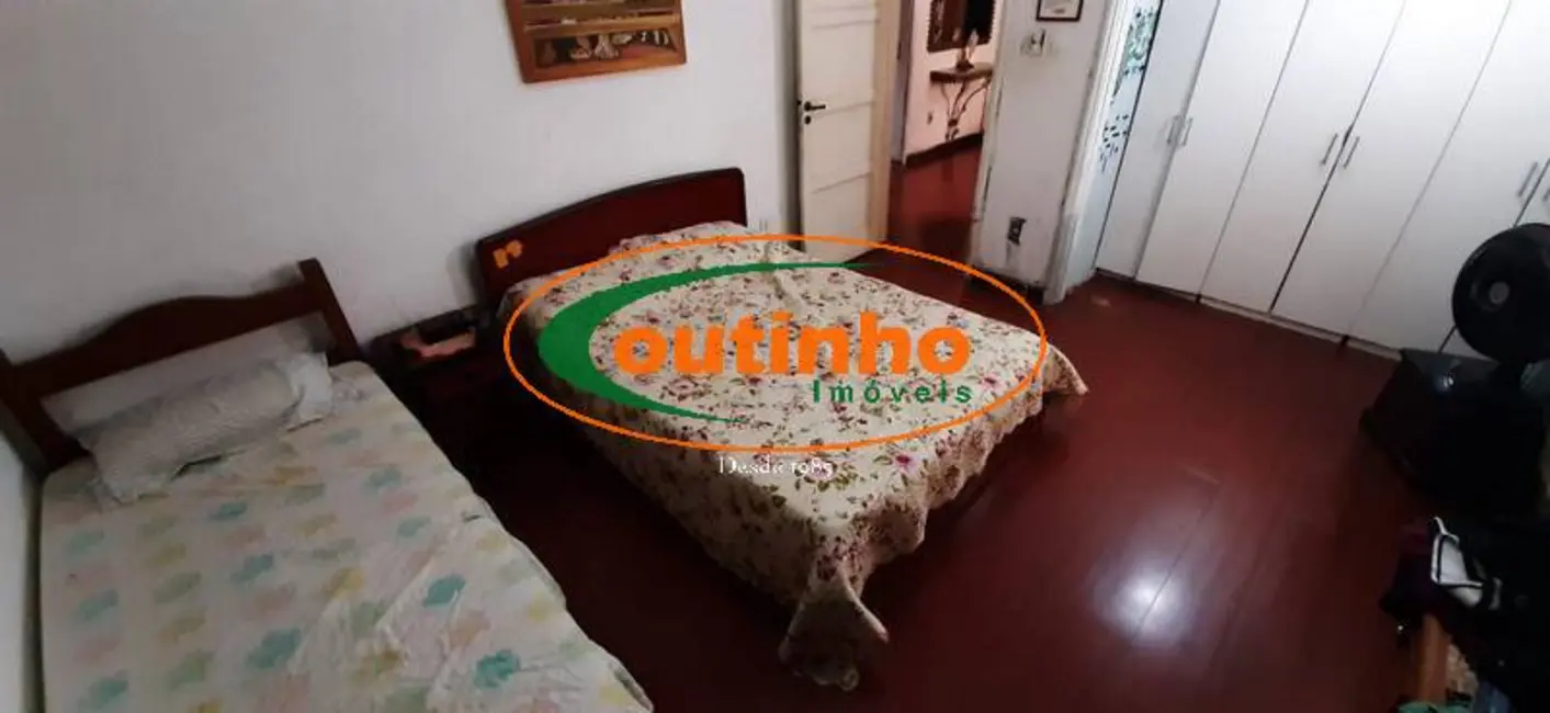 Foto 9 de Casa com 4 quartos à venda, 576m2 em Grajaú, Rio De Janeiro - RJ