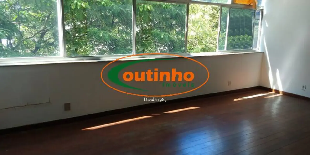 Foto 3 de Apartamento com 4 quartos à venda, 125m2 em Tijuca, Rio De Janeiro - RJ