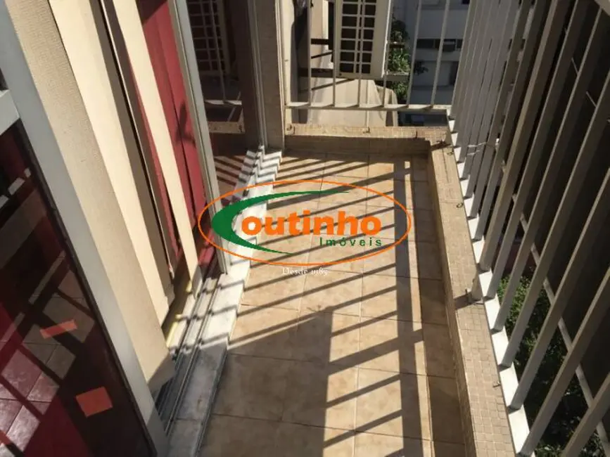 Apartamento com 1 quarto à venda, 63m2 em Tijuca, Rio De Janeiro - RJ - imagem 2 Foto 2 de Apartamento com 1 quarto à venda, 63m2 em Tijuca, Rio De Janeiro - RJ
