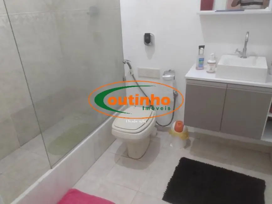 Foto 9 de Casa com 4 quartos à venda, 226m2 em Tijuca, Rio De Janeiro - RJ