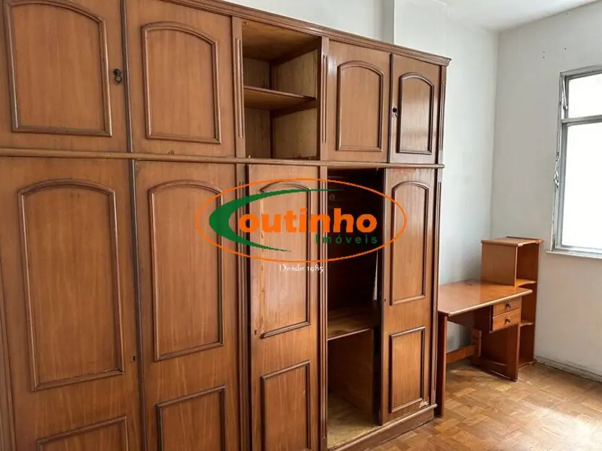 Apartamento com 3 quartos à venda, 104m2 em Tijuca, Rio De Janeiro - RJ - imagem 8 Foto 8 de Apartamento com 3 quartos à venda, 104m2 em Tijuca, Rio De Janeiro - RJ